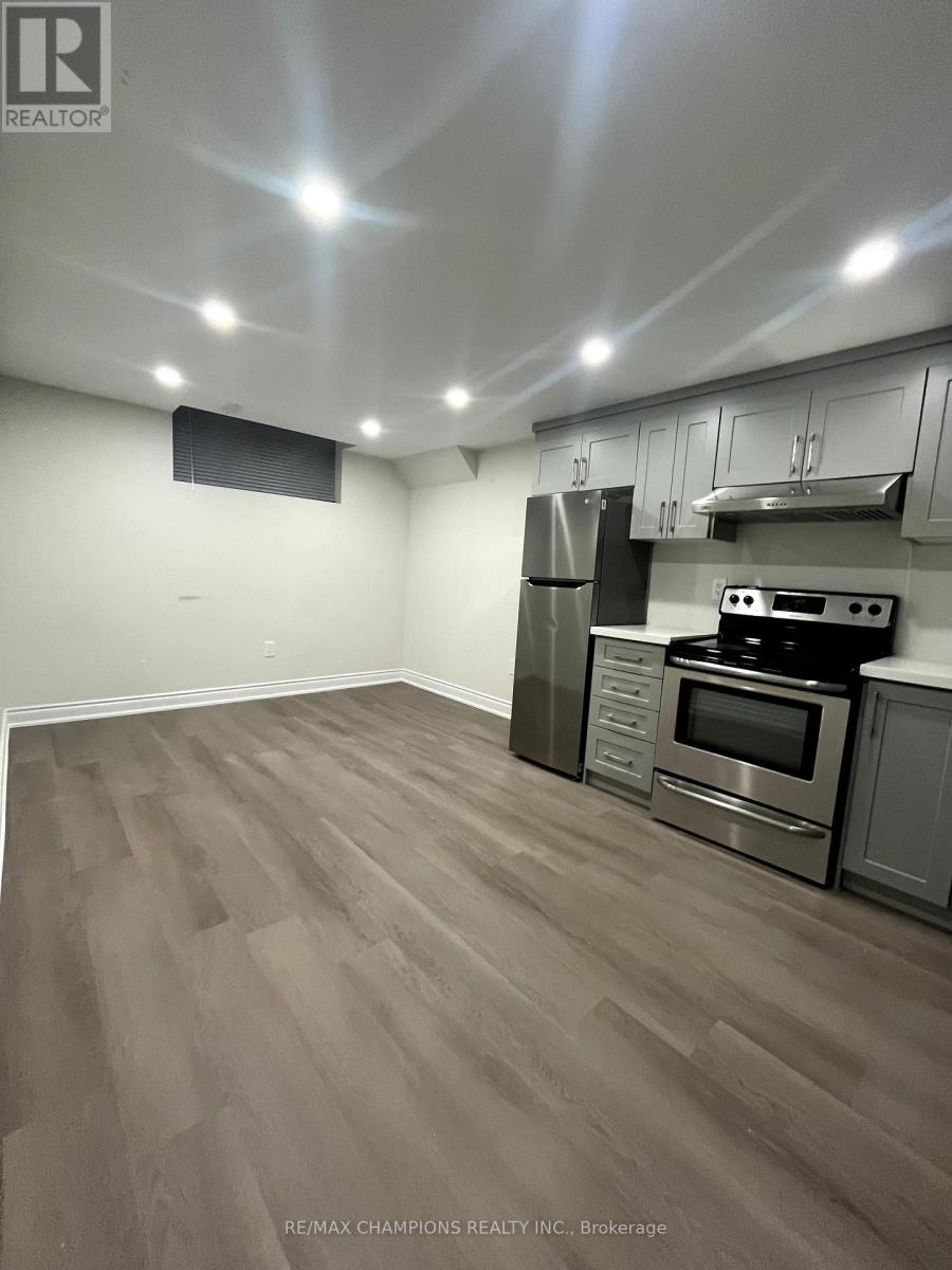 19 Pentonville Road, Brampton, Ontario  L6R 3R9 - Photo 5 - W12022325