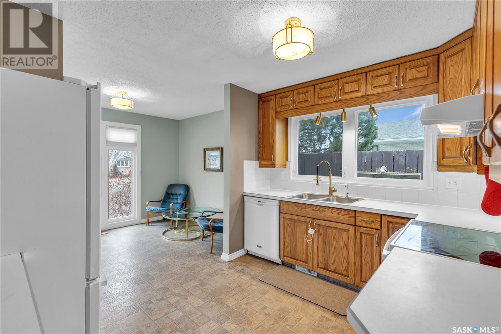 8919 Gregory Drive, North Battleford, Saskatchewan  S9A 2W6 - Photo 11 - SK003114