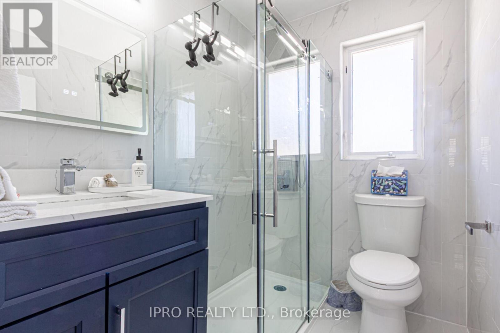 529 Trudale Court, Oakville, Ontario  L6L 4H2 - Photo 17 - W12155538