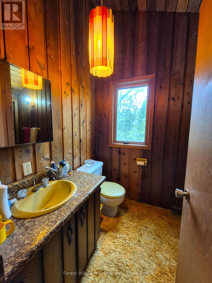 160 West Point Sands Road, Huntsville, Ontario  P1H 2J3 - Photo 16 - X12155889