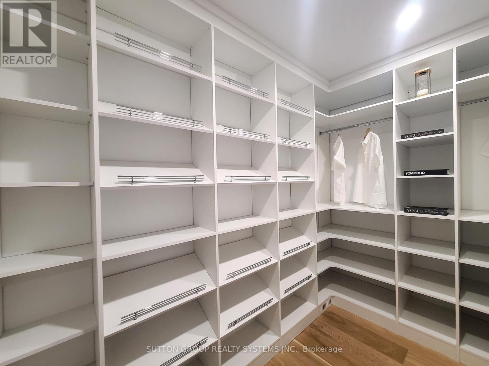 21 South Kingsway, Toronto, Ontario  M6S 3T2 - Photo 28 - W12022518