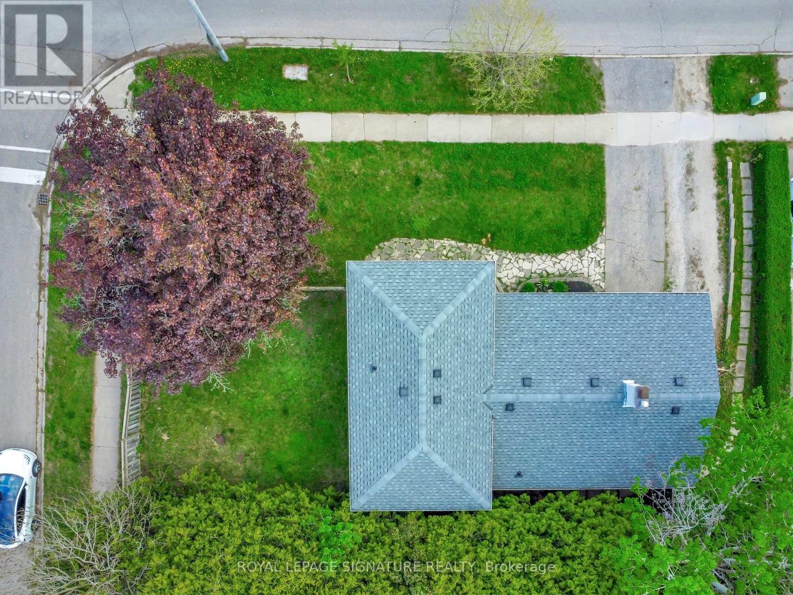 186 Cedarbrae Avenue, Waterloo, Ontario  N2L 4S5 - Photo 39 - X12152691