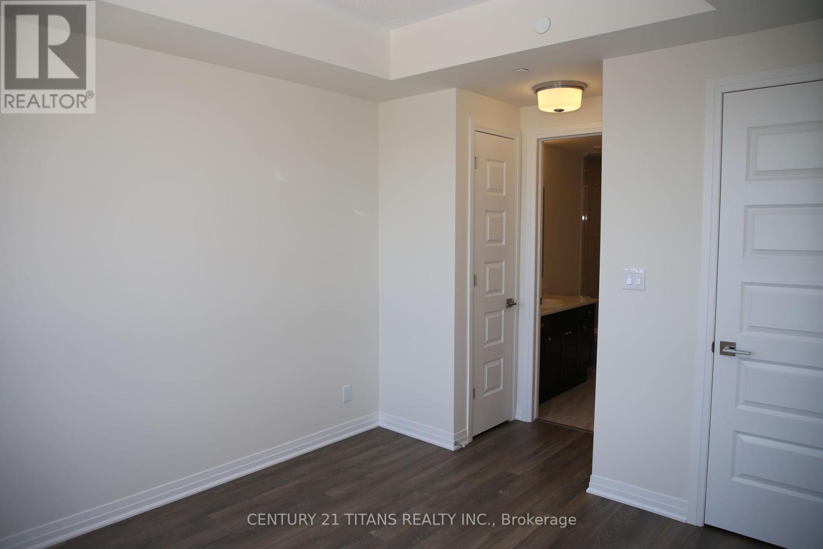 502 - 58 Adam Sellers Street, Markham, Ontario  L6B 1P5 - Photo 7 - N12155892