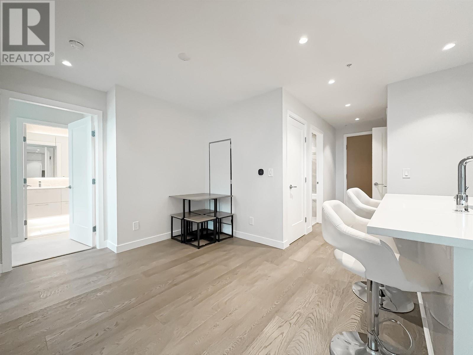311 5608 Berton Avenue, Vancouver, British Columbia  V6S 0M6 - Photo 3 - R3001390