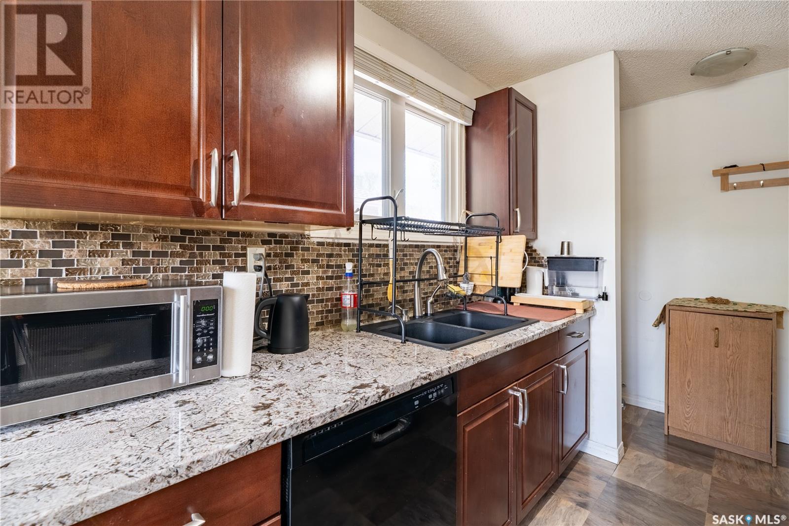 198 Thomson Avenue, Regina, Saskatchewan  S4N 5L3 - Photo 8 - SK006203