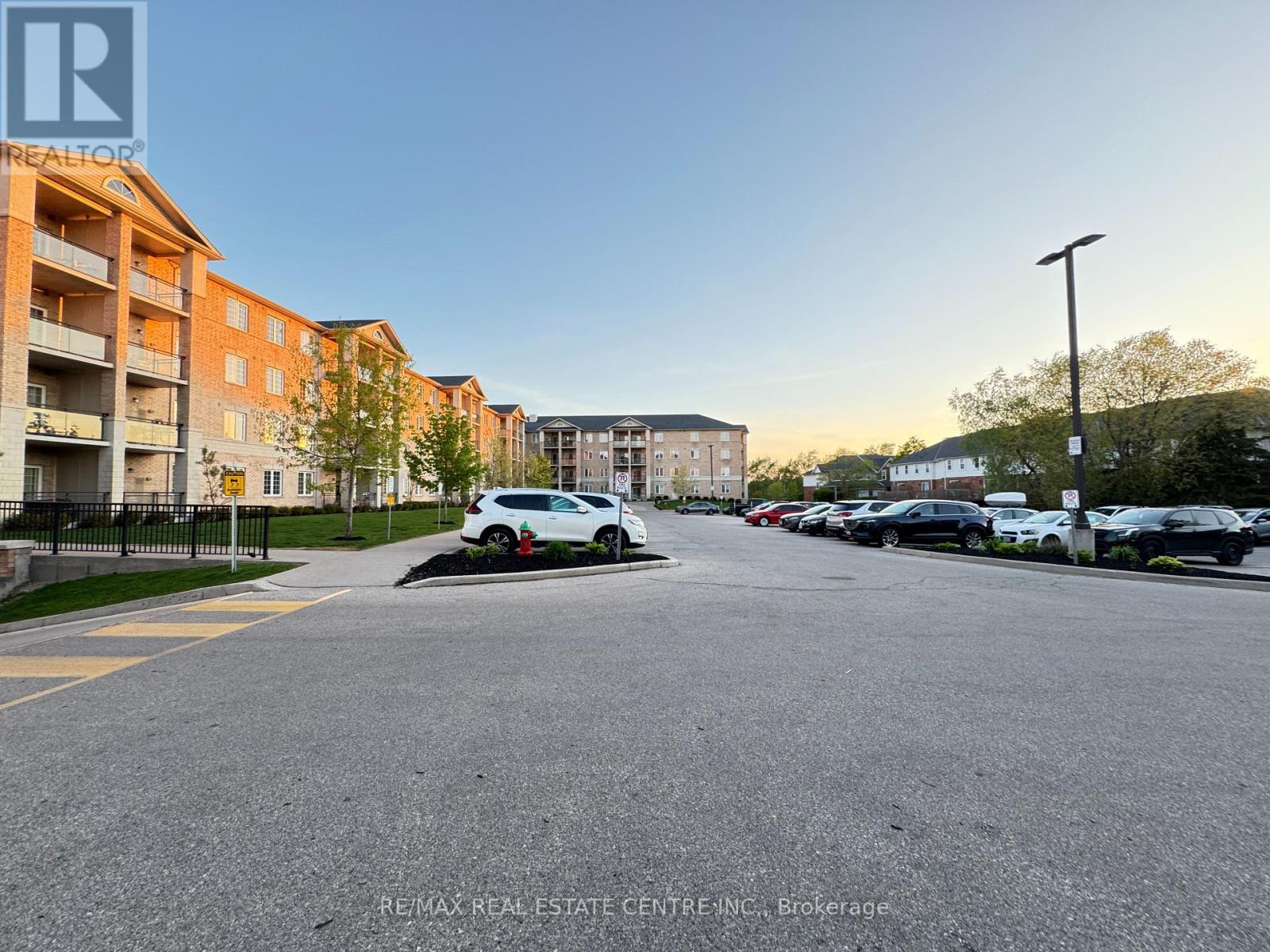Property at 111 - 1083 GORDON STREET S image 5