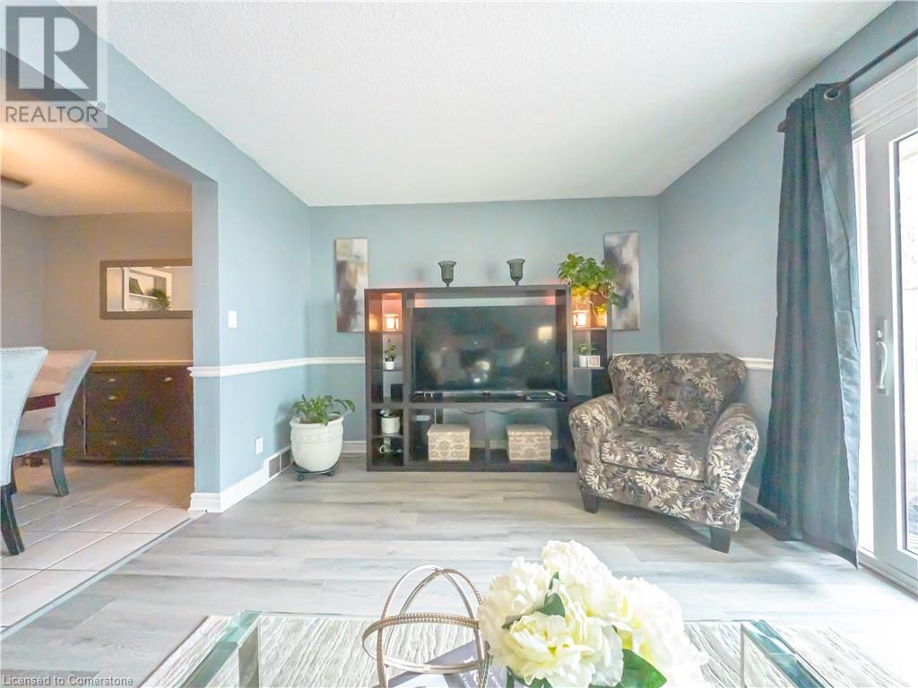 18 Barry Street Unit# 19, St. Catharines, Ontario  L2R 7J6 - Photo 13 - 40720714