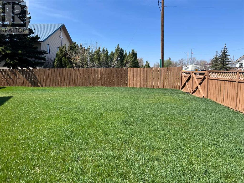 301 9 Street, Beiseker, Alberta  T0M 0G0 - Photo 41 - A2222051
