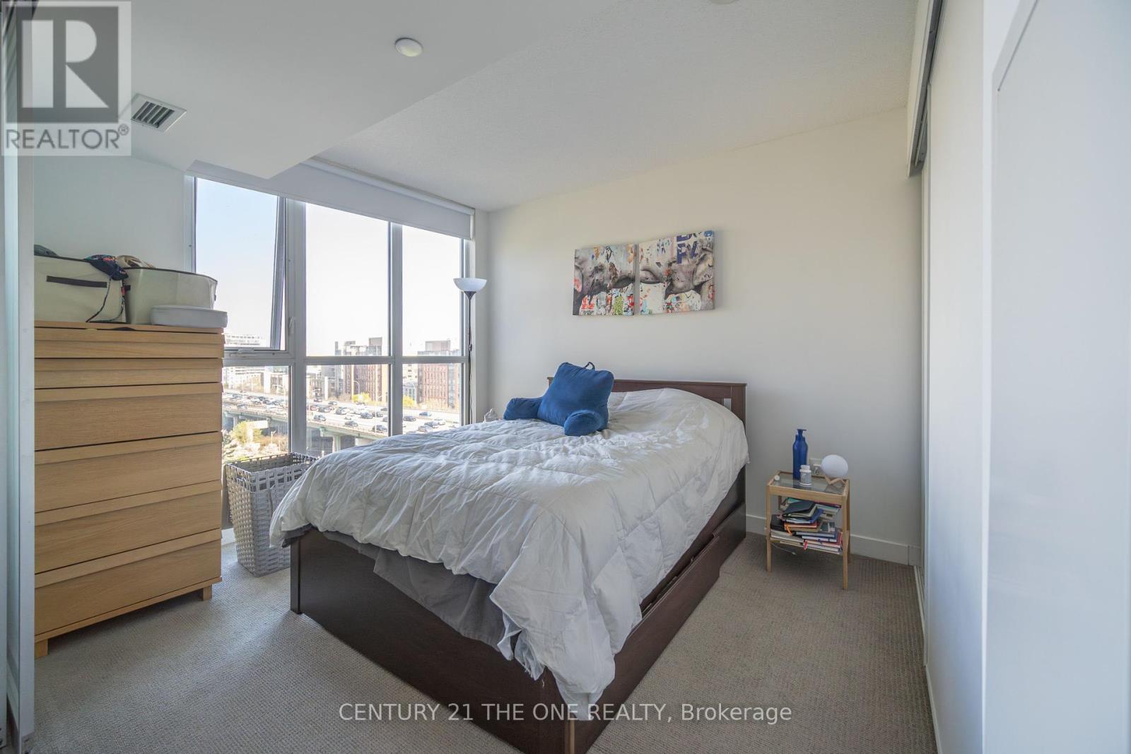 1003 - 75 Queens Wharf Road, Toronto, Ontario  M5V 0J8 - Photo 12 - C12155902