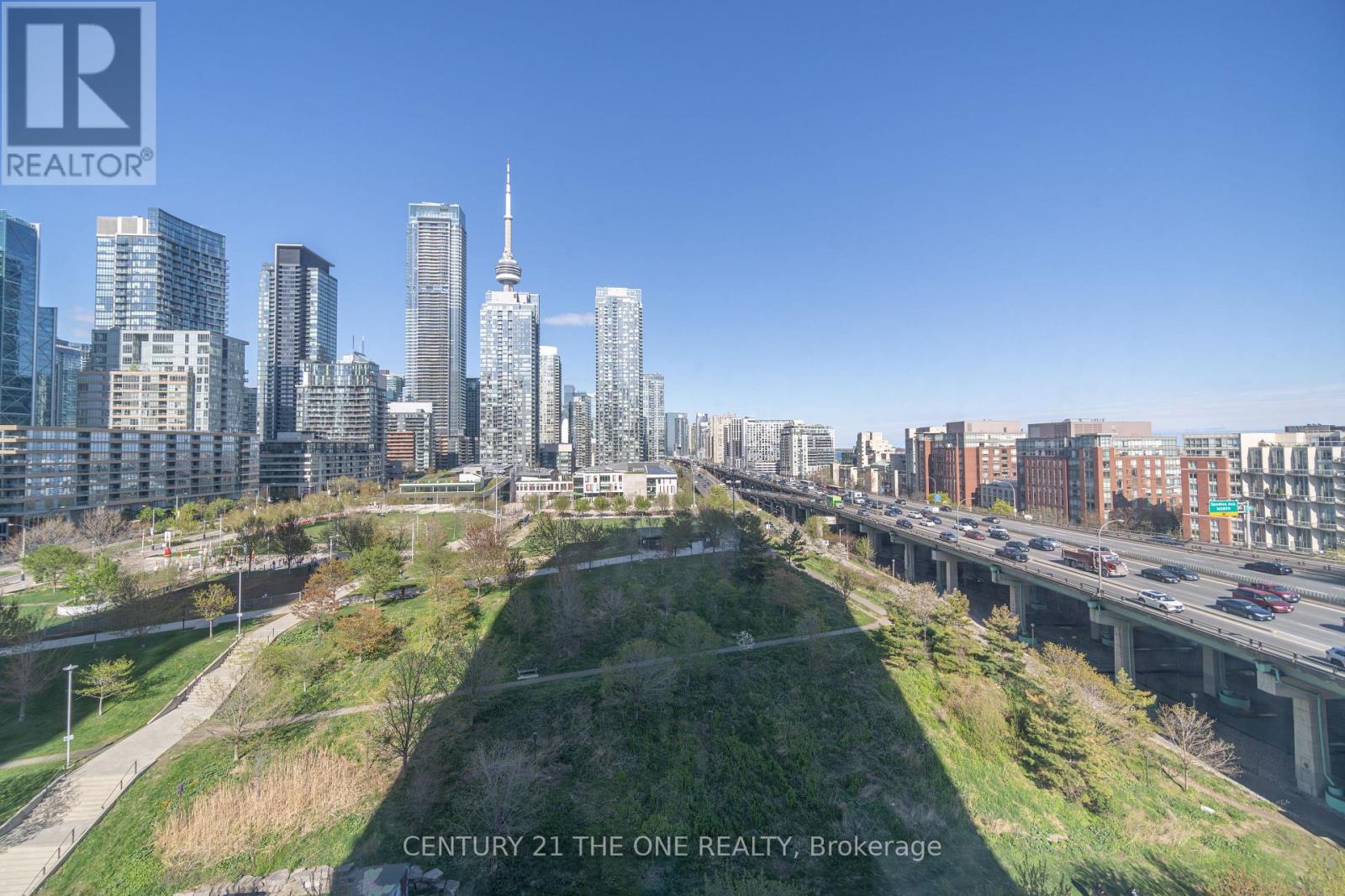 1003 - 75 Queens Wharf Road, Toronto, Ontario  M5V 0J8 - Photo 2 - C12155902