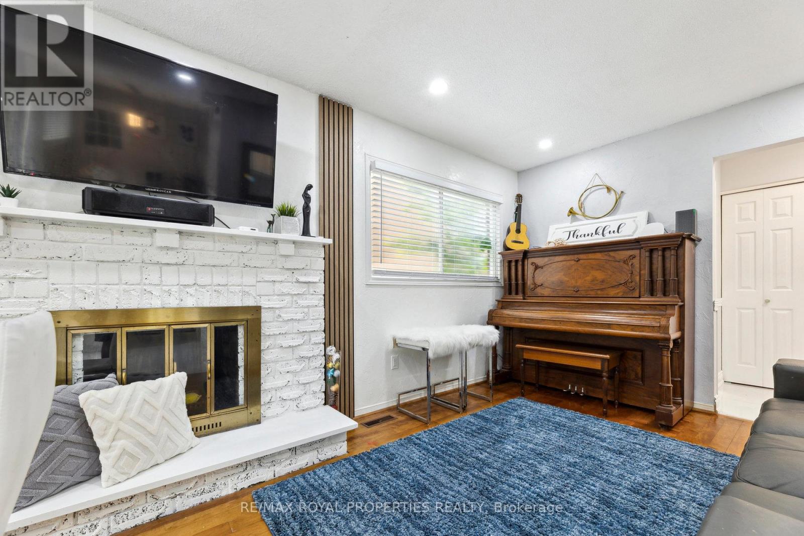 38 Ravenscroft Road S, Ajax, Ontario  L1T 1W1 - Photo 21 - E12155271