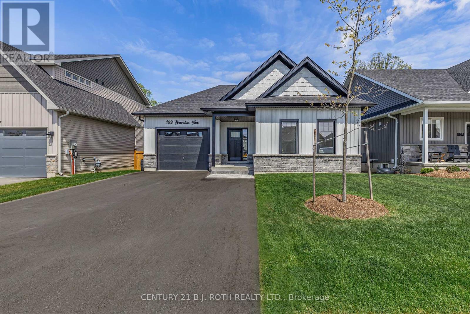 Property at 159 BRANDON AVENUE image 3