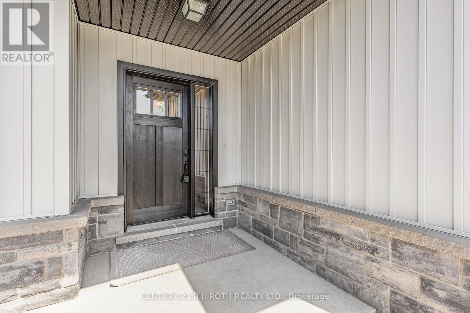 Property at 159 BRANDON AVENUE image 4