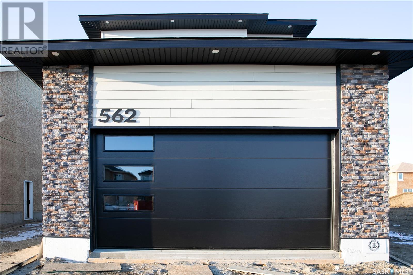 Property at 562 Sharma CRESCENT image 2