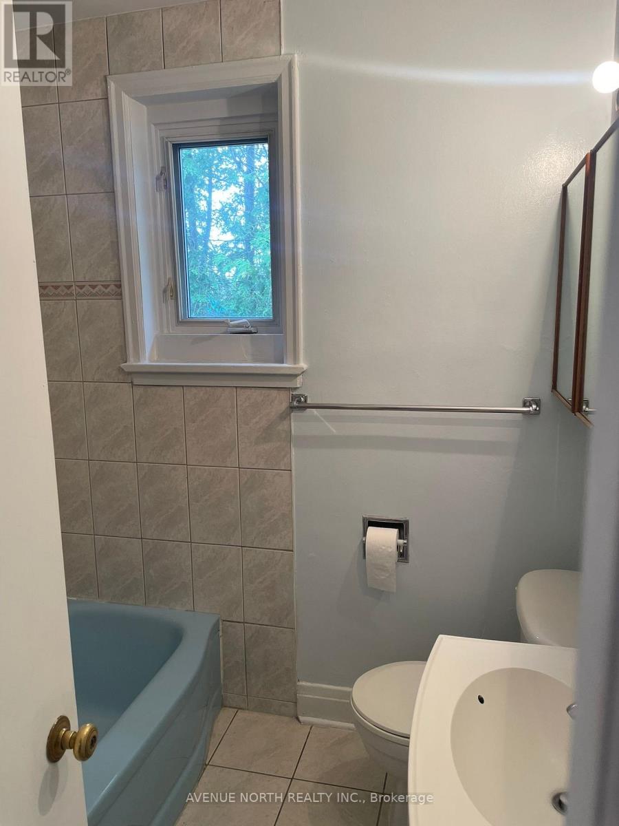 1210 Erie Avenue, Ottawa, Ontario  K1V 6G6 - Photo 12 - X12155923