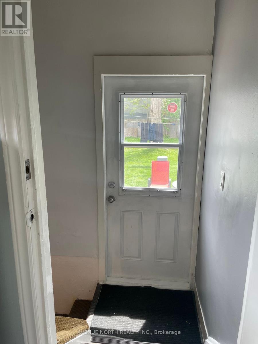 1210 Erie Avenue, Ottawa, Ontario  K1V 6G6 - Photo 13 - X12155923
