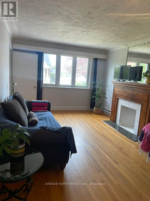 1210 Erie Avenue, Ottawa, Ontario  K1V 6G6 - Photo 3 - X12155923