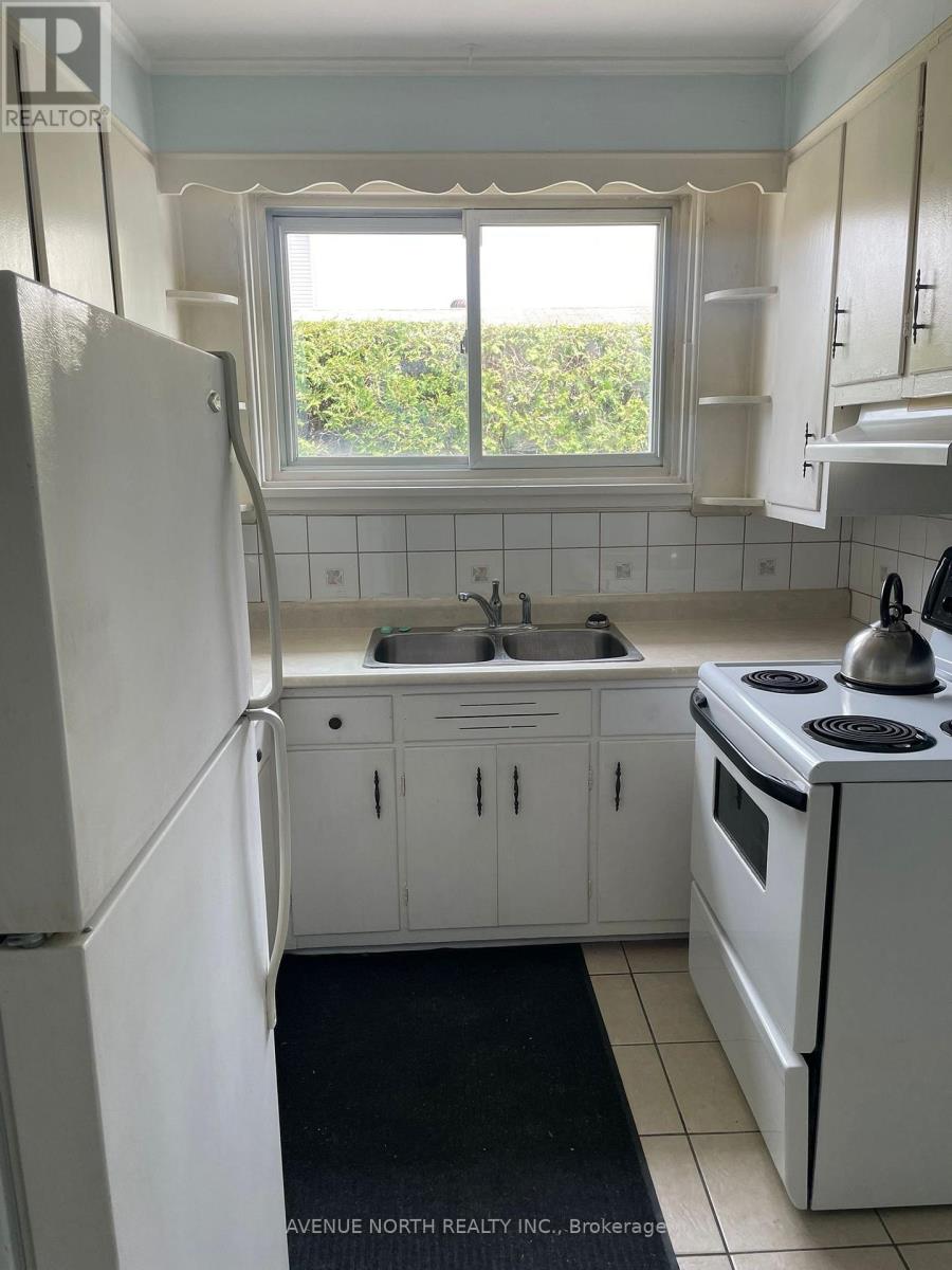 1210 Erie Avenue, Ottawa, Ontario  K1V 6G6 - Photo 5 - X12155923