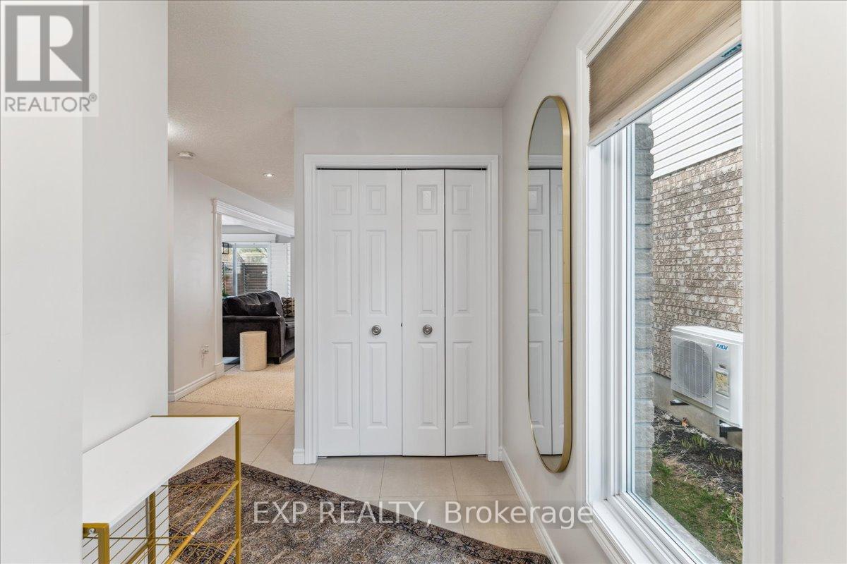 Property at 409 TEALBY CRESCENT image 4