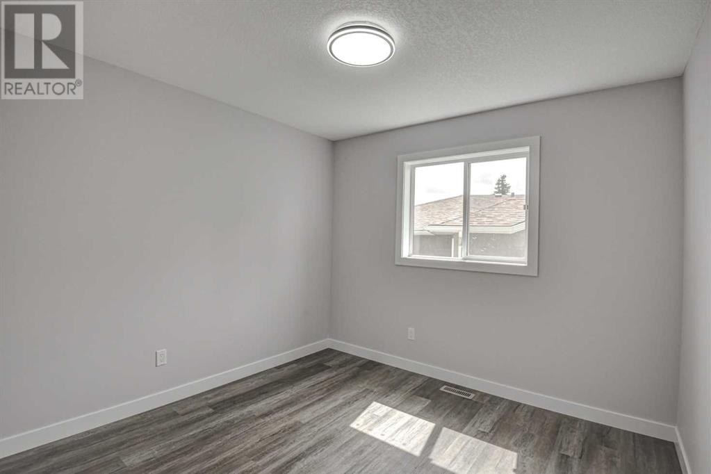 15 Village Green, Carstairs, Alberta  T0M 0N0 - Photo 16 - A2222039