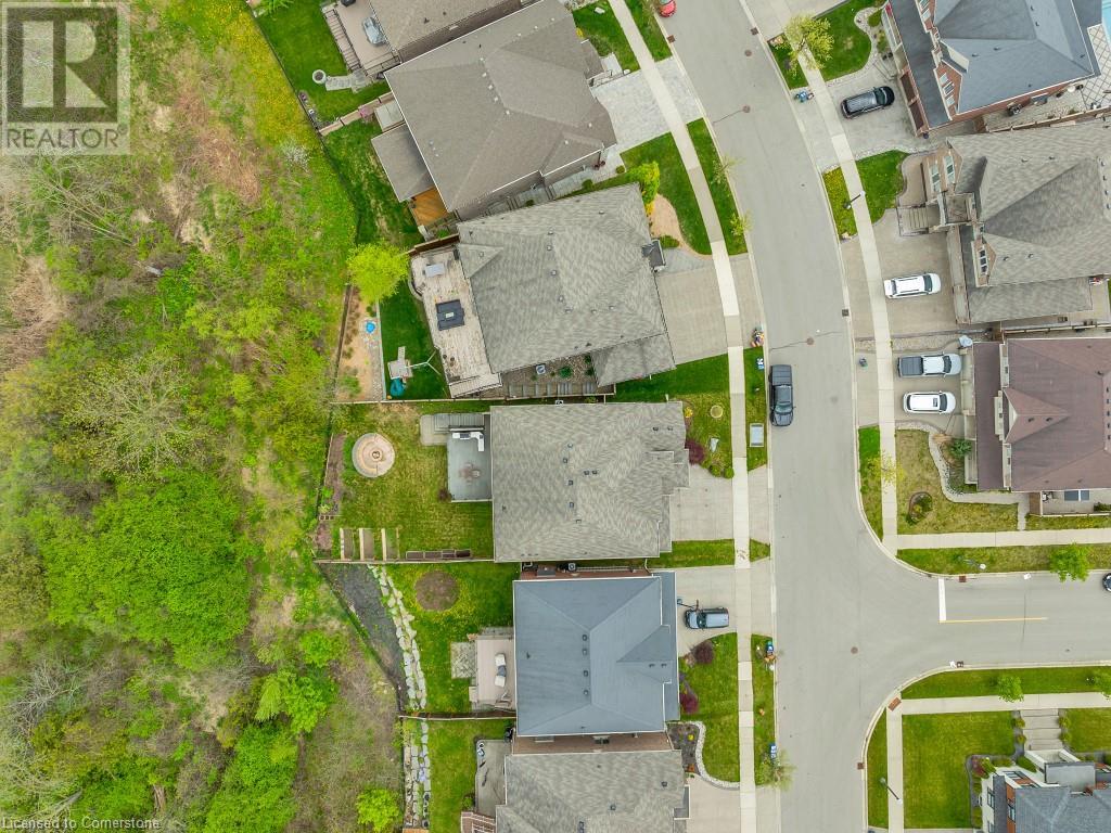 Property at 264 EVENS POND Crescent image 2