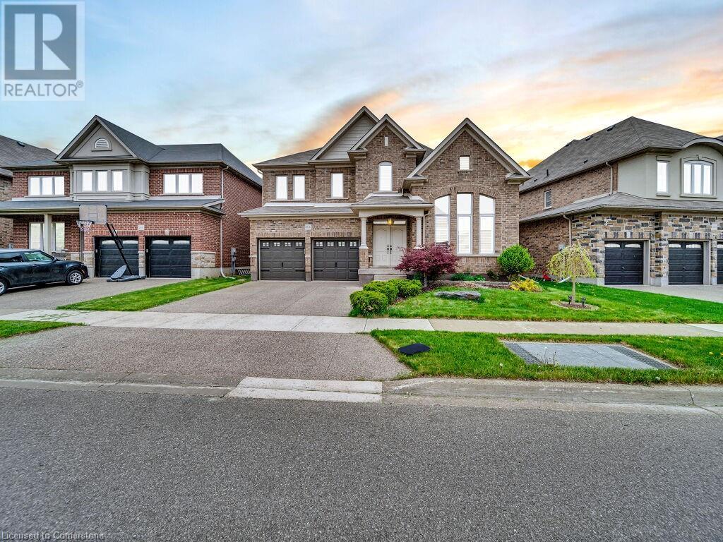 Property at 264 EVENS POND Crescent image 1