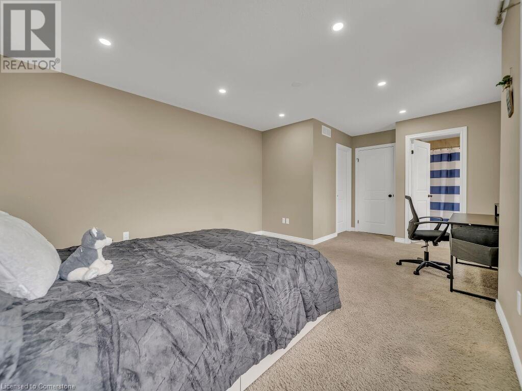 264 Evens Pond Crescent, Kitchener, Ontario  N2R 0B8 - Photo 40 - 40729822
