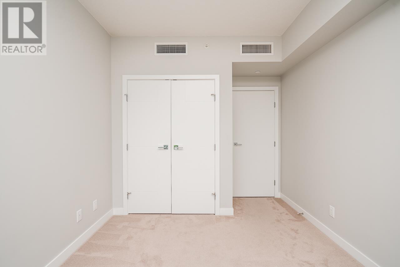 Listing Picture 28 of 39 : 406 4963 CAMBIE STREET, Vancouver / 溫哥華 - 魯藝地產 Yvonne Lu Group - MLS Medallion Club Member