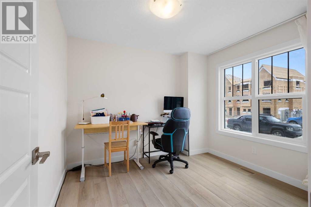 Property at 446 Alpine Avenue SW image 5