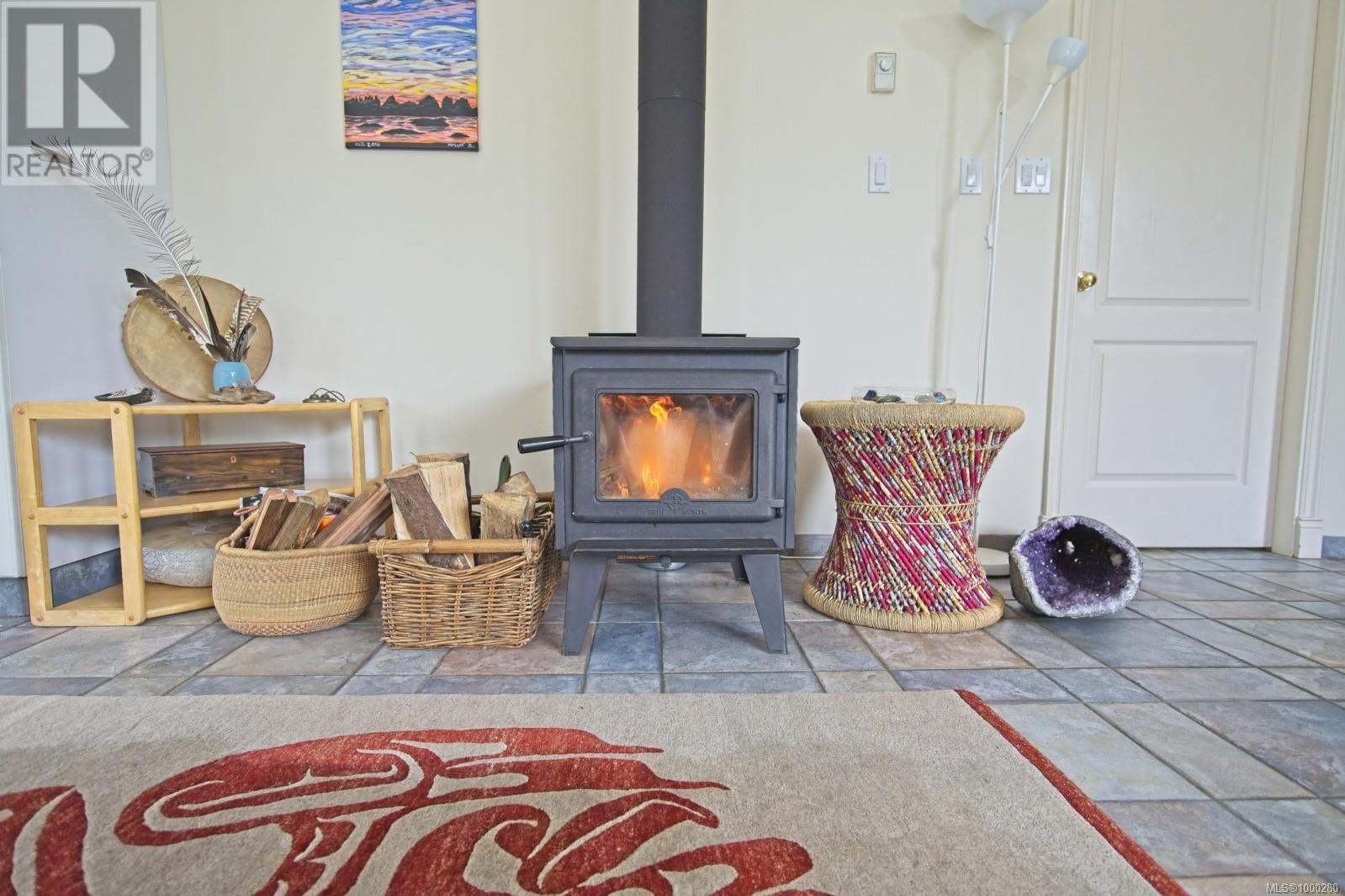 936 Amphitrite Pl, Ucluelet, British Columbia  V0R 3A0 - Photo 20 - 1000280