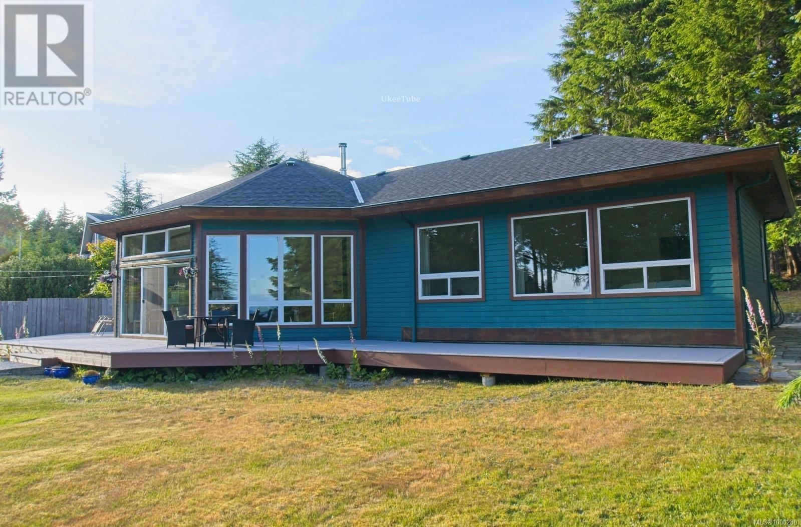 936 Amphitrite Pl, Ucluelet, British Columbia  V0R 3A0 - Photo 32 - 1000280