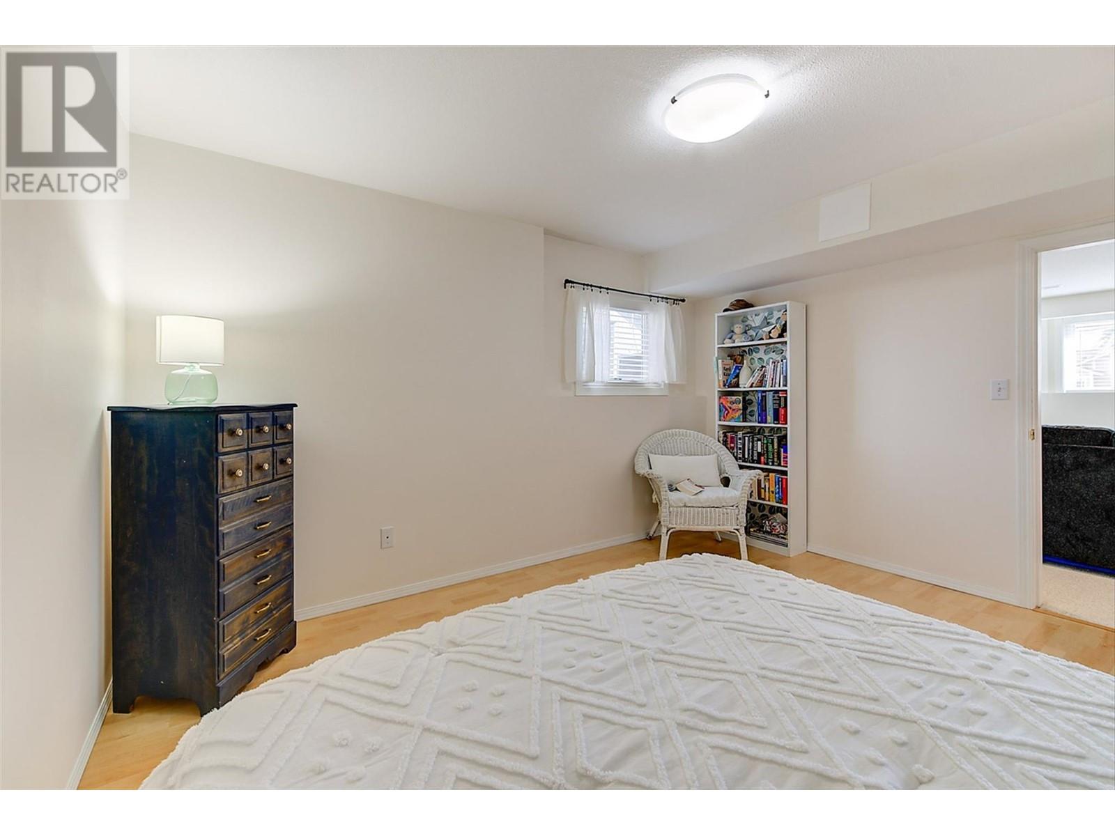 694 Cassiar Road, Kelowna, British Columbia  V1V 1M6 - Photo 39 - 10341410