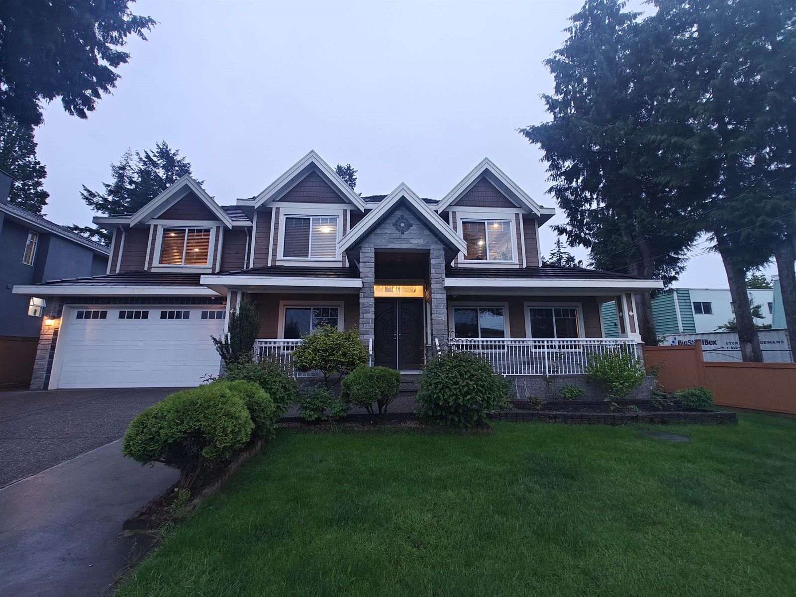 Property at 12854 107A AVENUE image 1