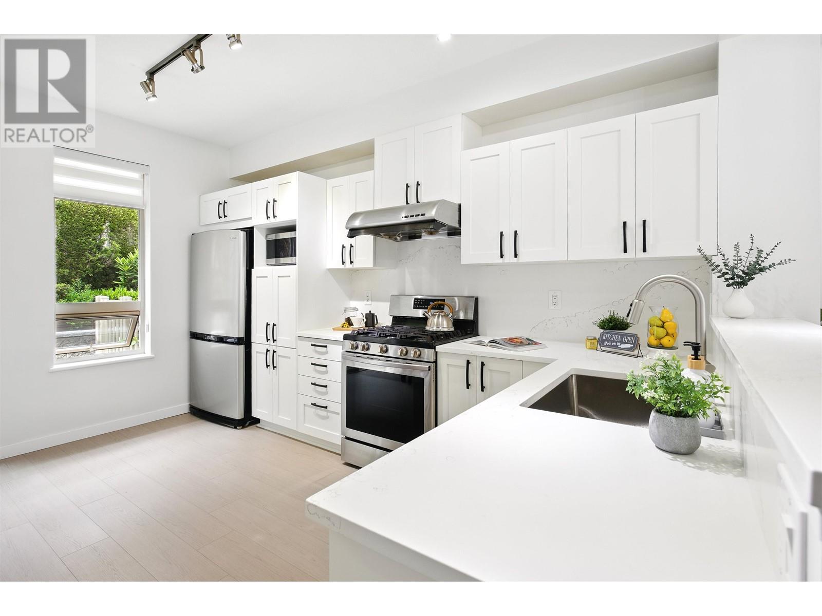 Property at 10 3065 DAYANEE SPRINGS BOULEVARD image 4