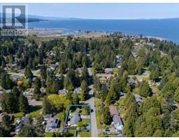1025 Maple Lane Dr Parksville