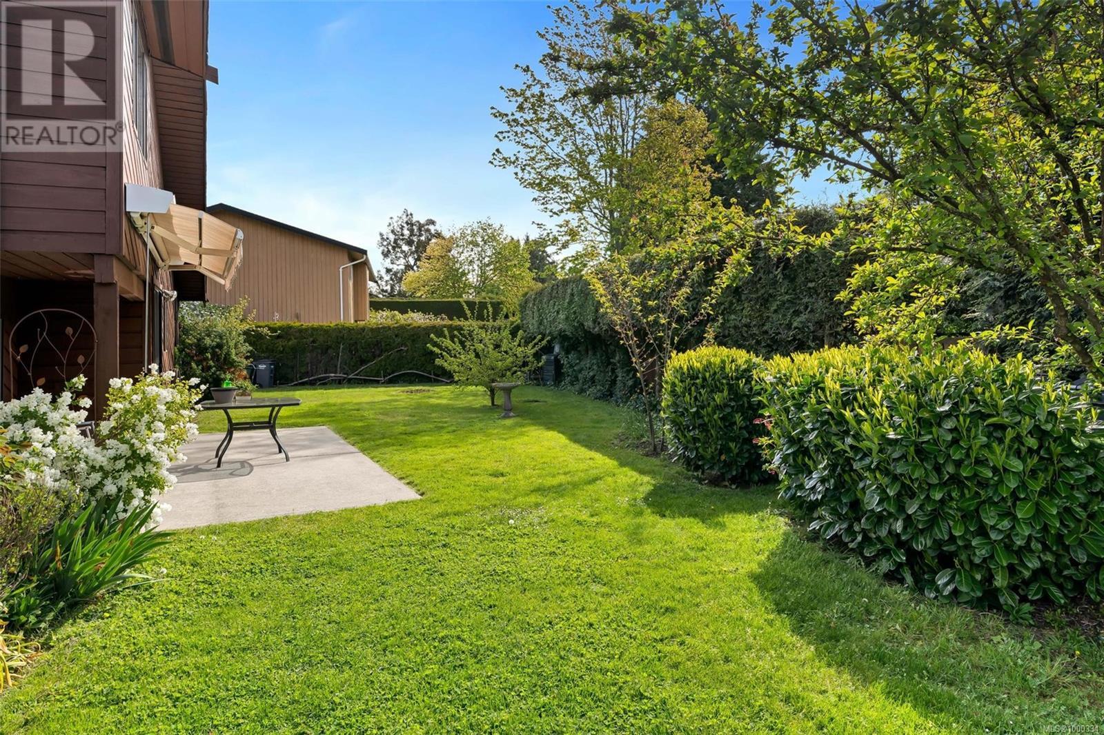 4370 Paramont Pl, Saanich, British Columbia  V8N 5V6 - Photo 36 - 1000334