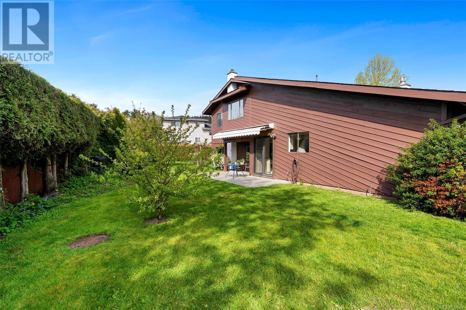 4370 Paramont Pl, Saanich, British Columbia  V8N 5V6 - Photo 42 - 1000334