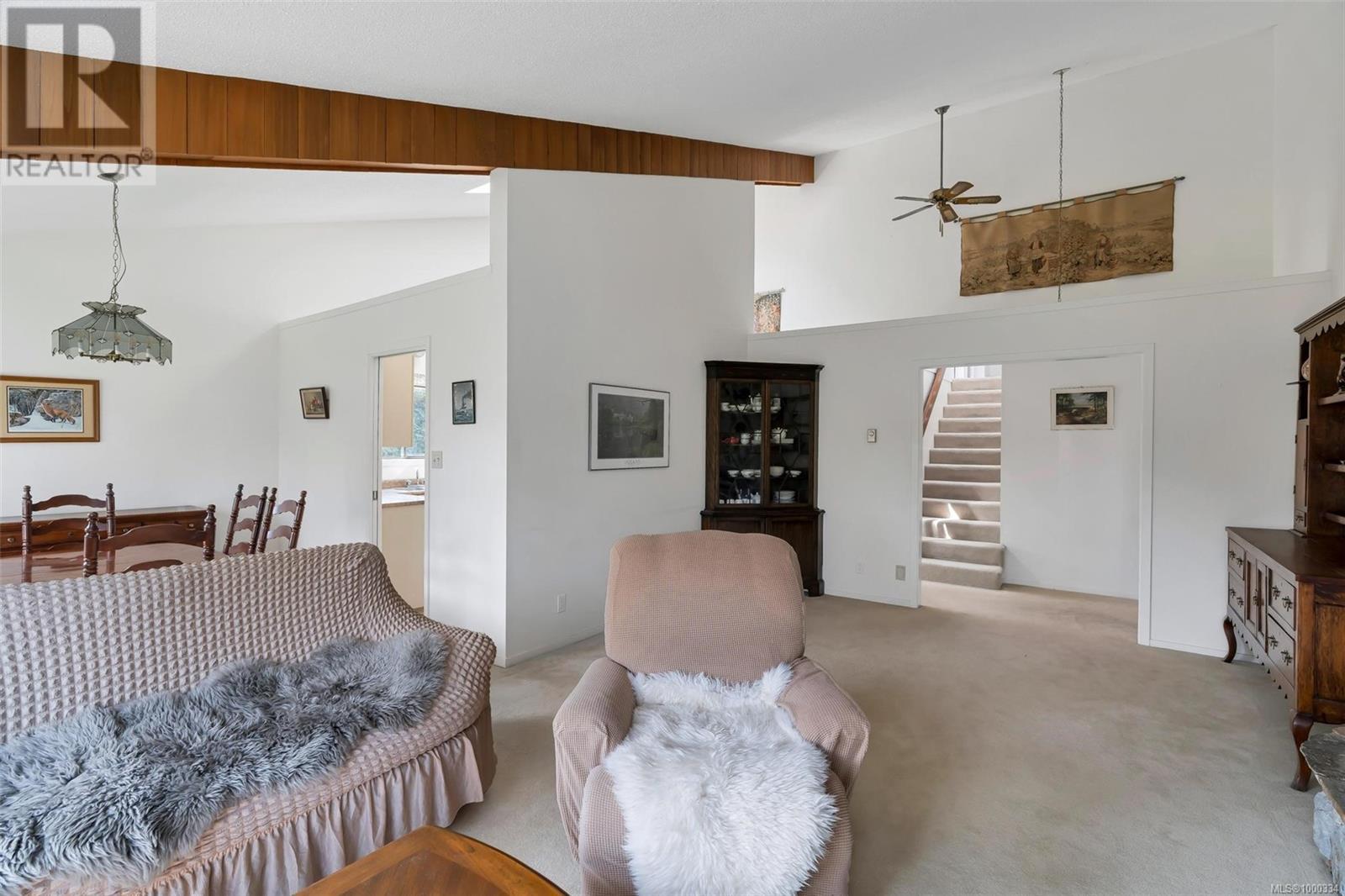 4370 Paramont Pl, Saanich, British Columbia  V8N 5V6 - Photo 9 - 1000334