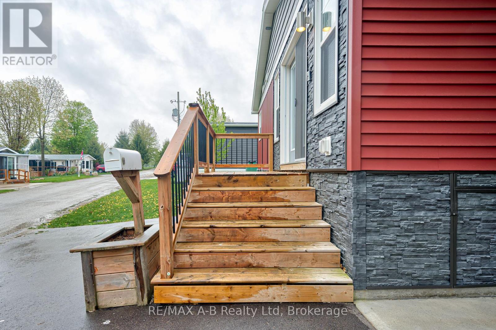 975 - 316489 31st Line, Zorra, Ontario  N0J 1J0 - Photo 5 - X12155983
