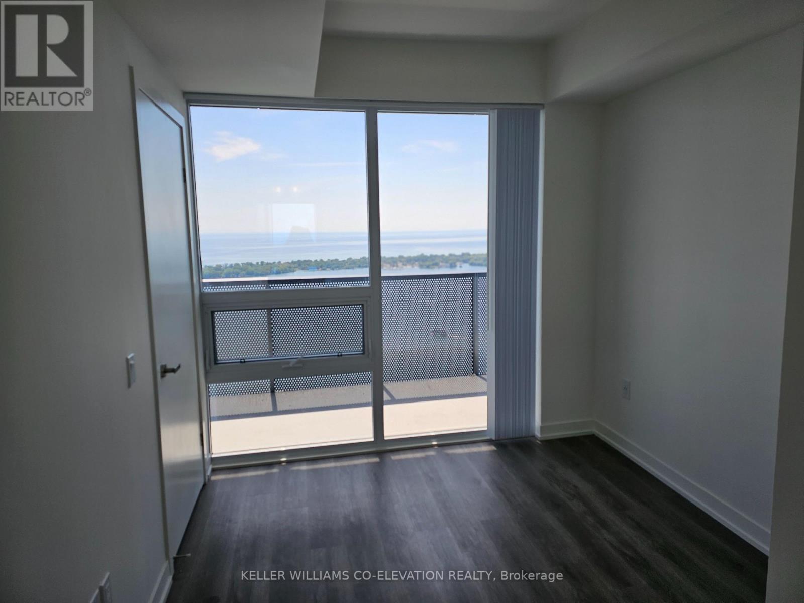 6107 - 138 Downes Street S, Toronto, Ontario  M5E 0E4 - Photo 18 - C12155527