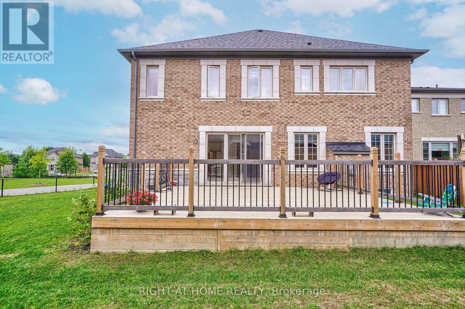 123 Mitchell Place, Newmarket, Ontario  L3Y 0E2 - Photo 50 - N12155949