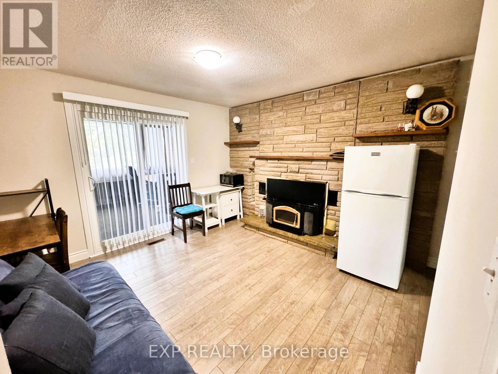 134 Dolores Road, Toronto, Ontario  M3L 2K8 - Photo 8 - W12155943
