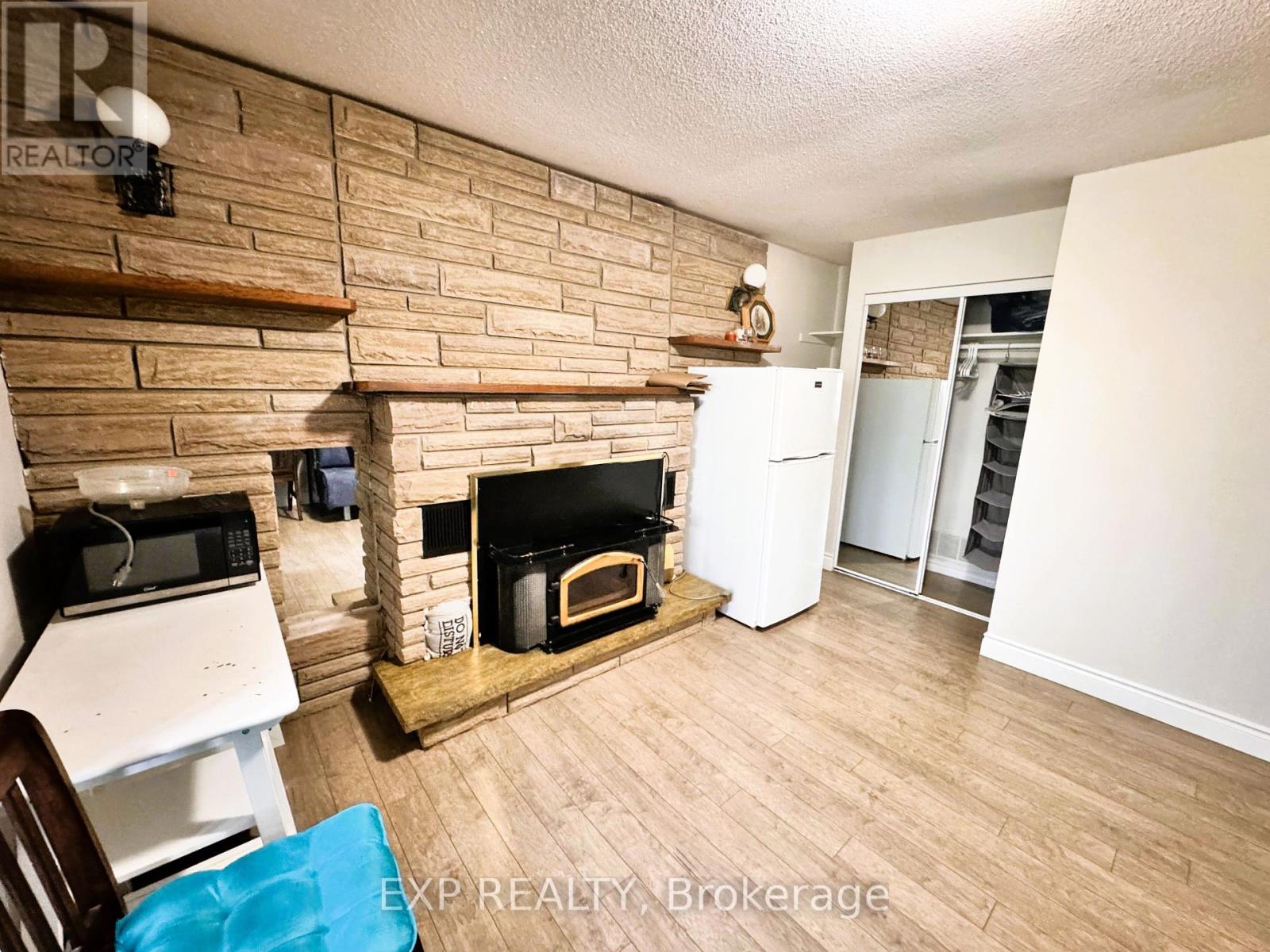 134 Dolores Road, Toronto, Ontario  M3L 2K8 - Photo 9 - W12155943