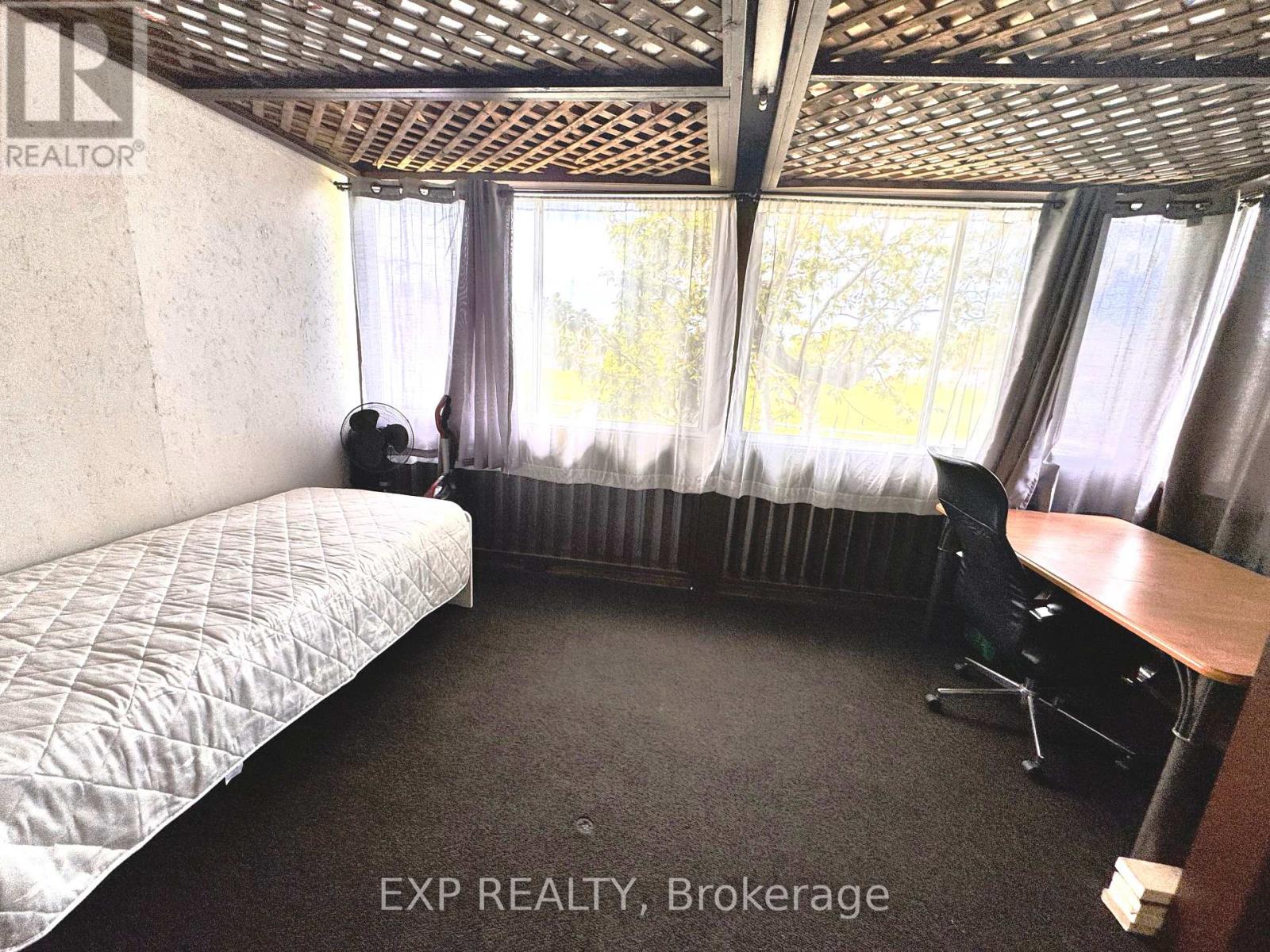 134 Dolores Road, Toronto, Ontario  M3L 2K8 - Photo 2 - W12155943