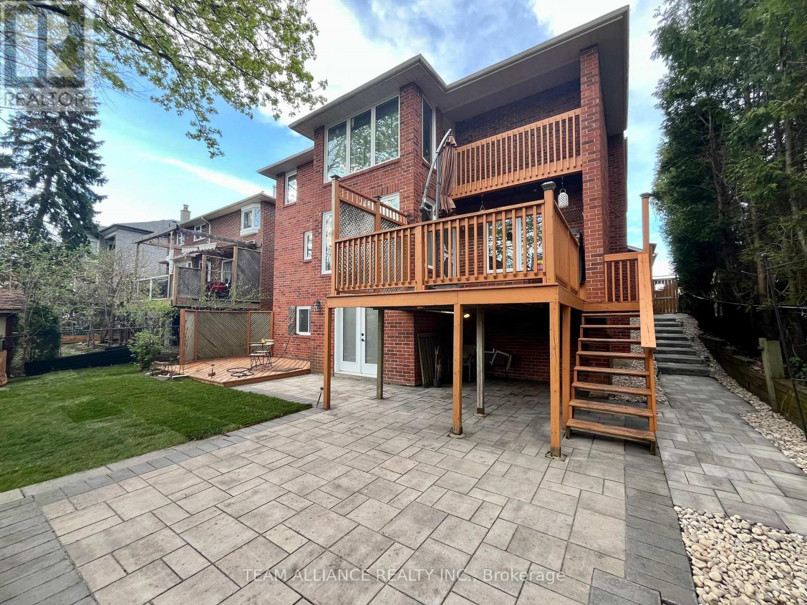 66 Barr Crescent, Brampton, Ontario  L6Z 3E2 - Photo 50 - W12050636