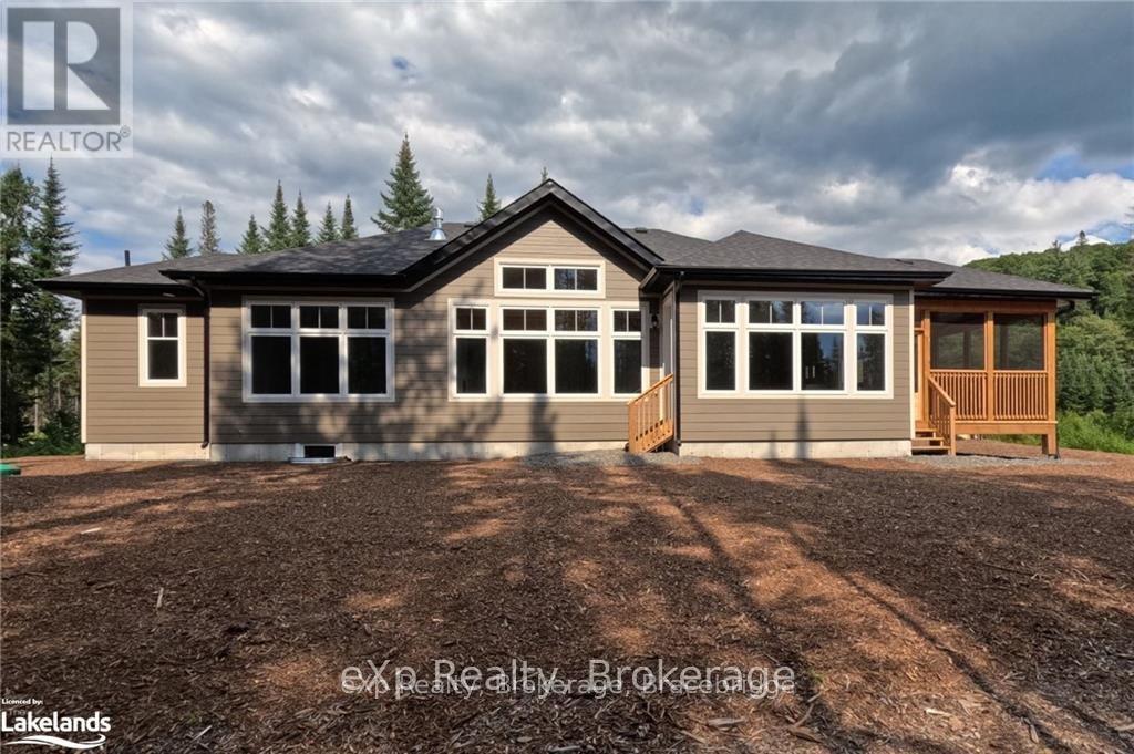 1052 Greensview Drive, Lake Of Bays, Ontario  P1H 0K1 - Photo 21 - X12154354
