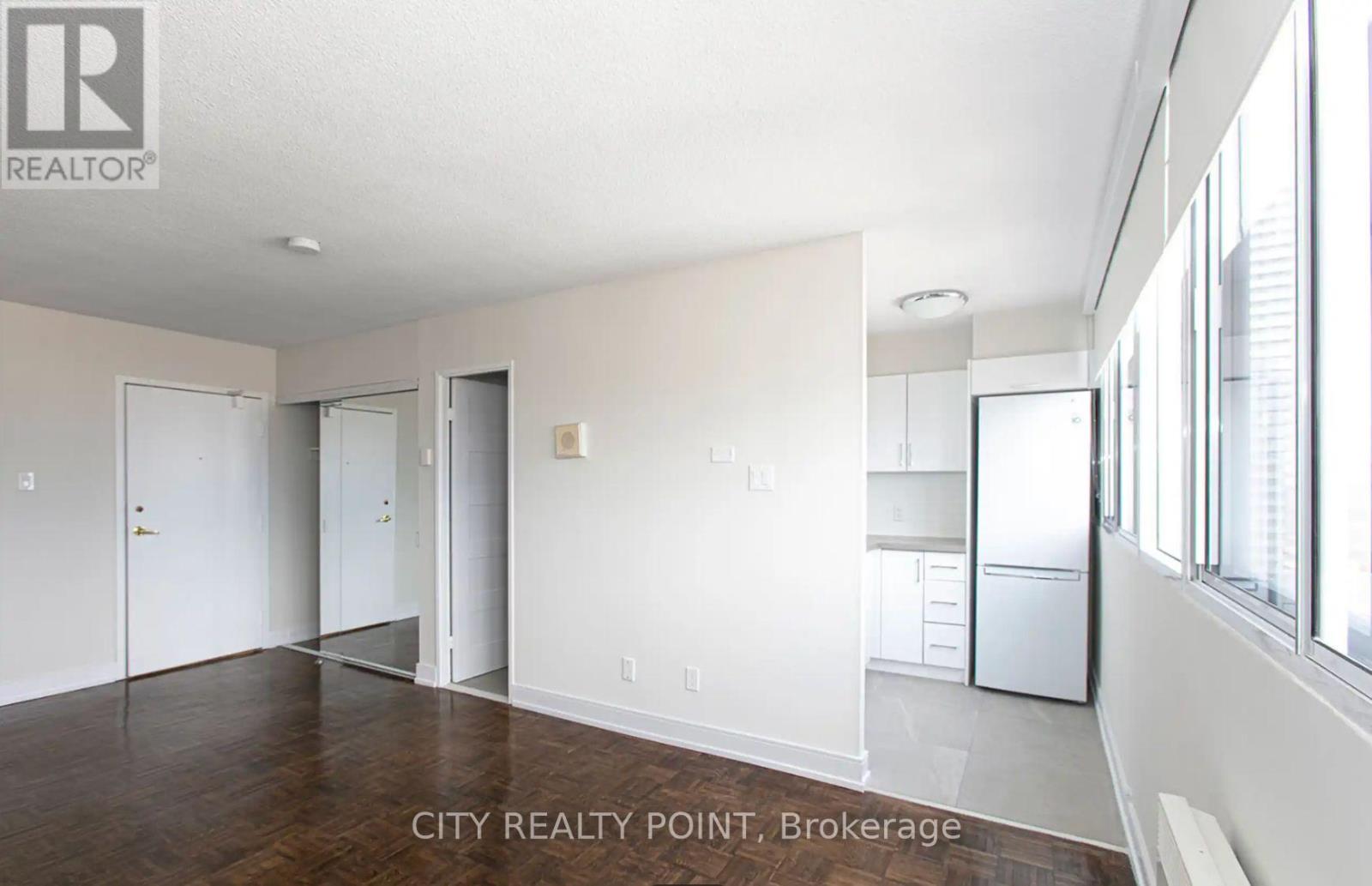 2714 - 33 Isabella Street, Toronto, Ontario  M4Y 2P7 - Photo 3 - C12155995
