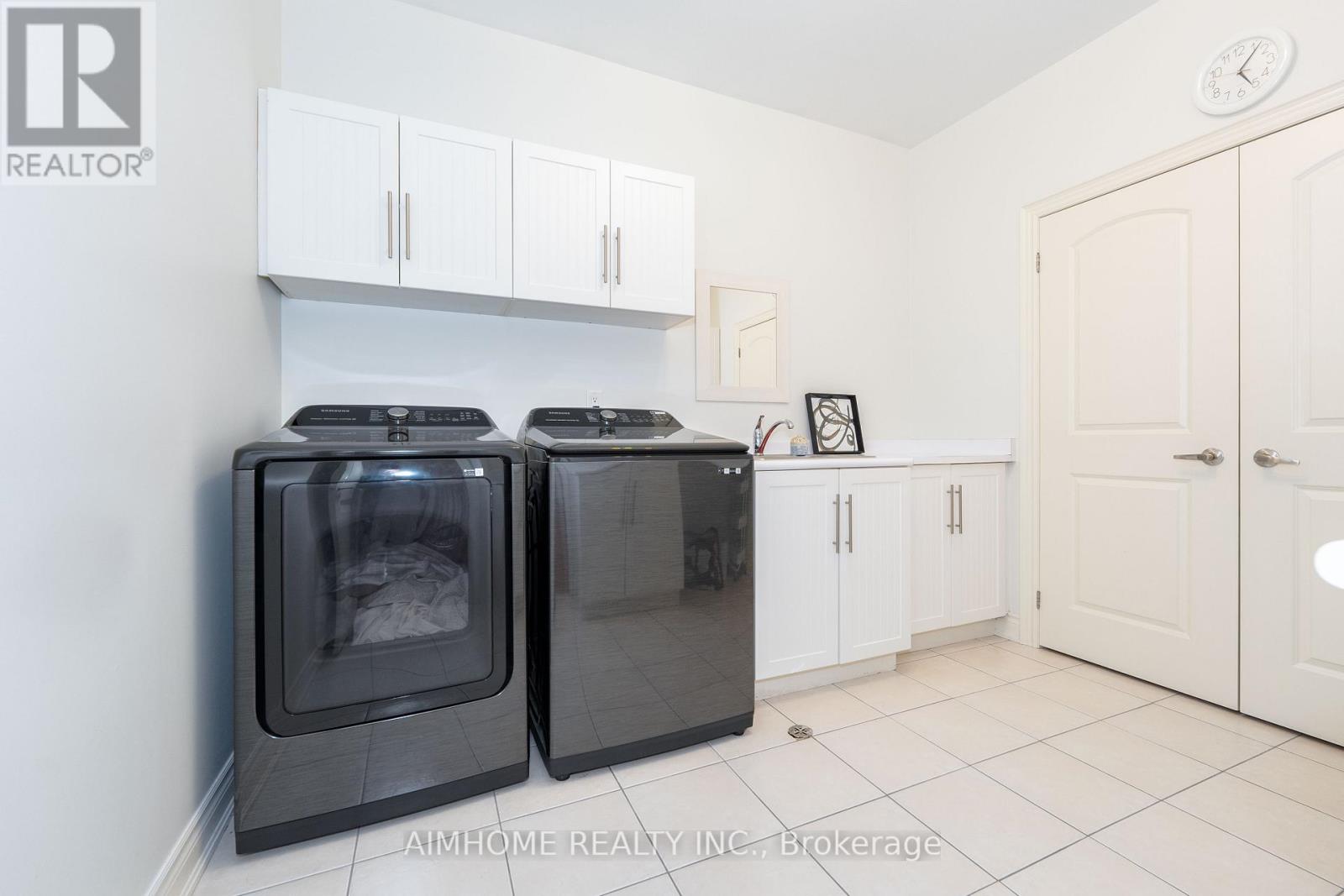 29 Warden Woods Court, Markham (Unionville), Ontario  L3R 5W5 - Photo 30 - N12155951