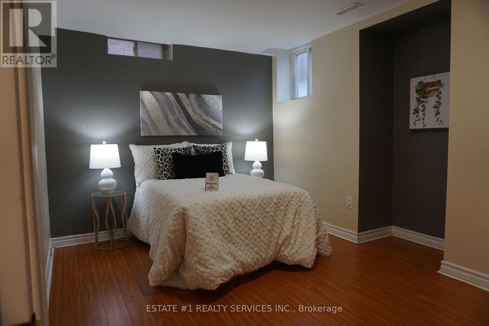 Lower - 10 Ferncroft Place, Brampton, Ontario  L7A 2Z6 - Photo 11 - W12155957