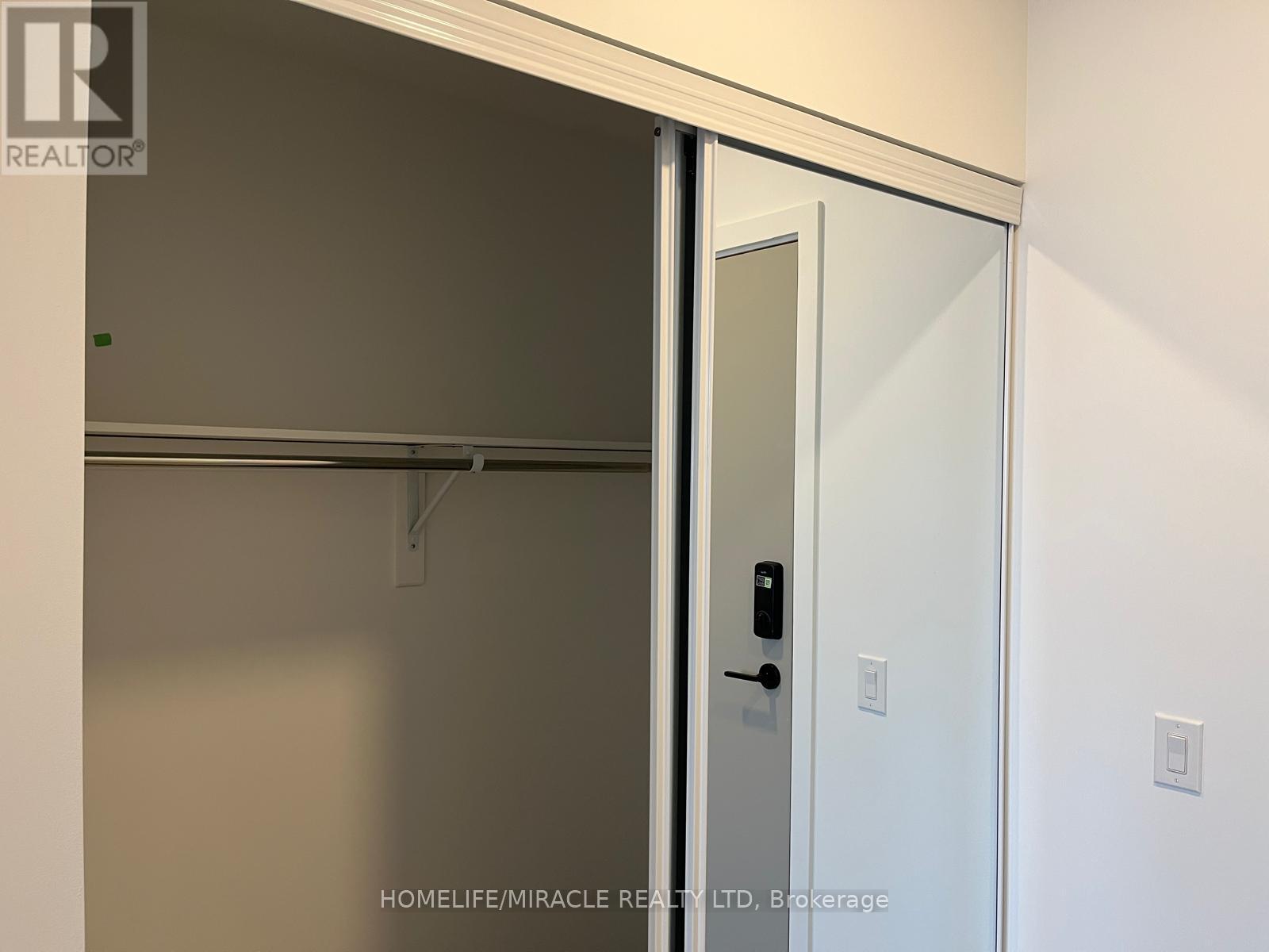 427 - 5105 Hurontario Street, Mississauga, Ontario  L4Z 0C9 - Photo 5 - W12155970